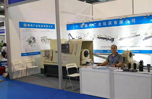 乐鱼体育足球直播：金浩源获得矿山设备用钻杆专利起到包裹钻杆本体的效果